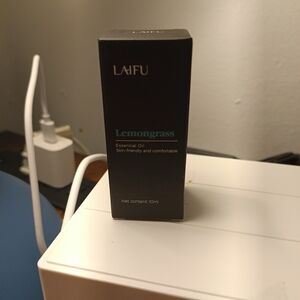 Lemongrass Essential Oil - Black